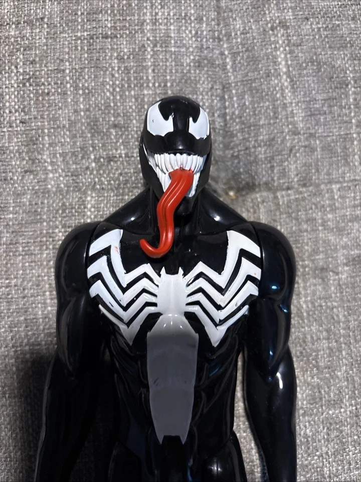Marvel Venom Titan Hero Series 12-Inch Action Figure Toy - Image 3 of 4