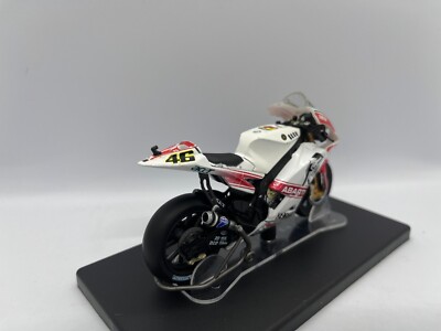 Valentino Rossi 1/18 VR 46 Yamaha YZR M1 Philip Island 2007 | eBay