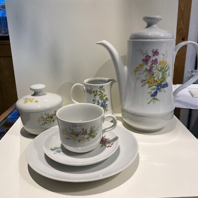 KAFFEESERVICE 18 Tlg FÜR 5 PERSONEN VON KAHLA Blüten Muster