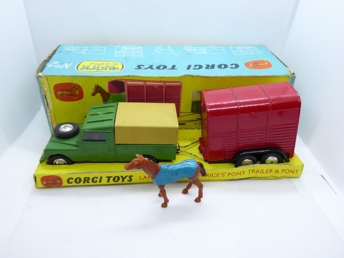 【CORGI TOYS】LAND-ROVER ポニートレーラーボックス付 Corgi Toys Gift Set 2 Land-Rover with Rice's Trailer - QDT