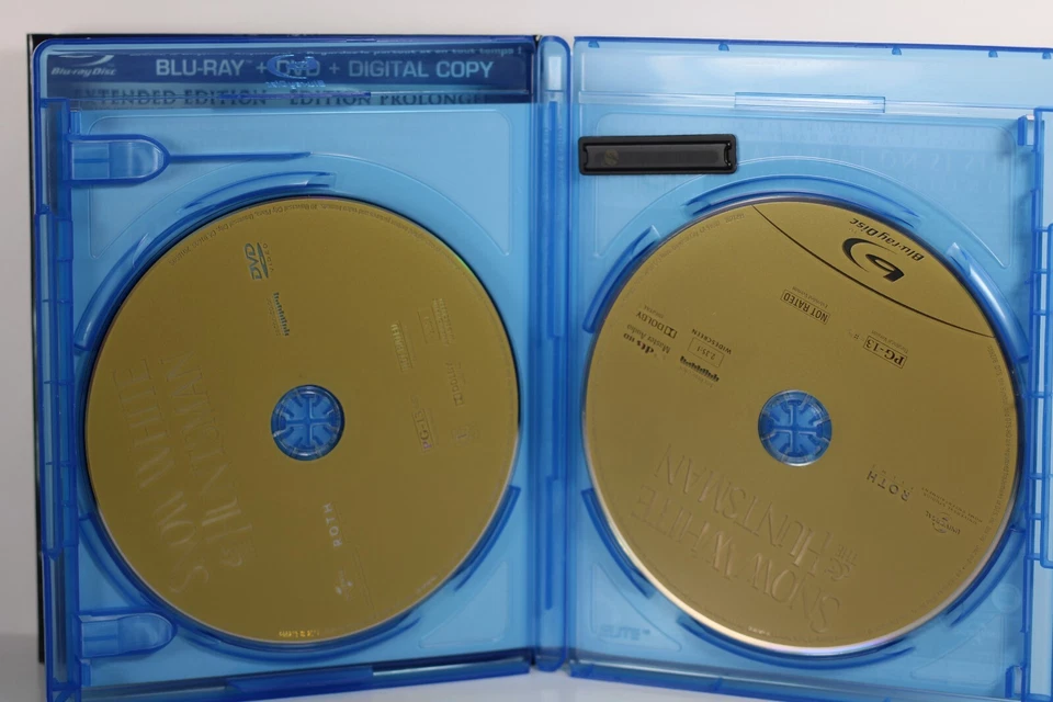 Snow White and the Huntsman (Blu-ray/DVD, 2012) Bilingual w/Slipcover - Image 3 of 4