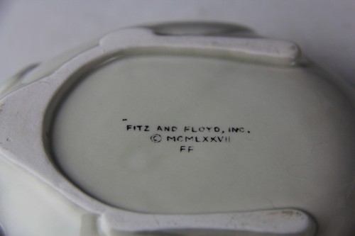 Vintage Fitz & Floyd Kangaroo Pattern Ceramic Set - Picture 23 of 49