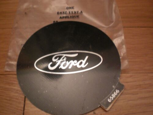 NOS 1984 - 1989 FORD TEMPO WHEEL CENTER EMBLEM - Picture 1 of 1