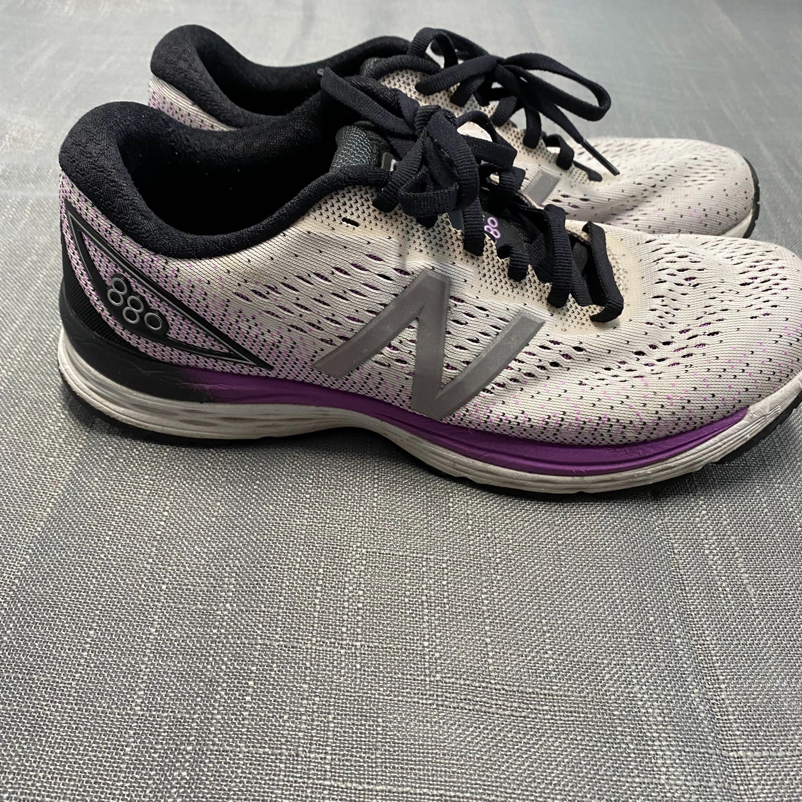 New Balance 880v9 Womens Size White Pink Running Shoes eBay