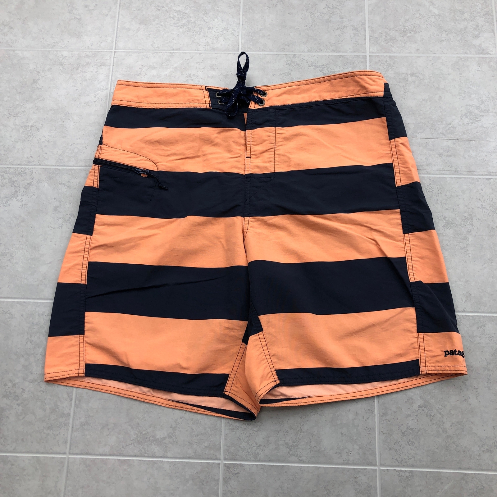 Patagonia Peach & Navy Blue Striped Board Shorts Adul… Gem