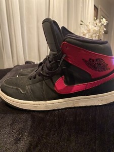 jordan 1 anthracite gym red