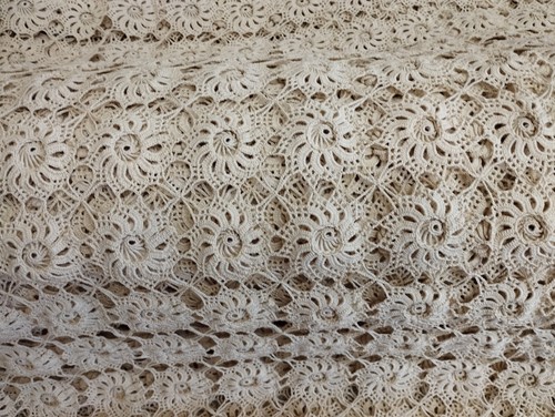 *******Handmade Traditional Blanket With Headrest.******* - Picture 9 of 14