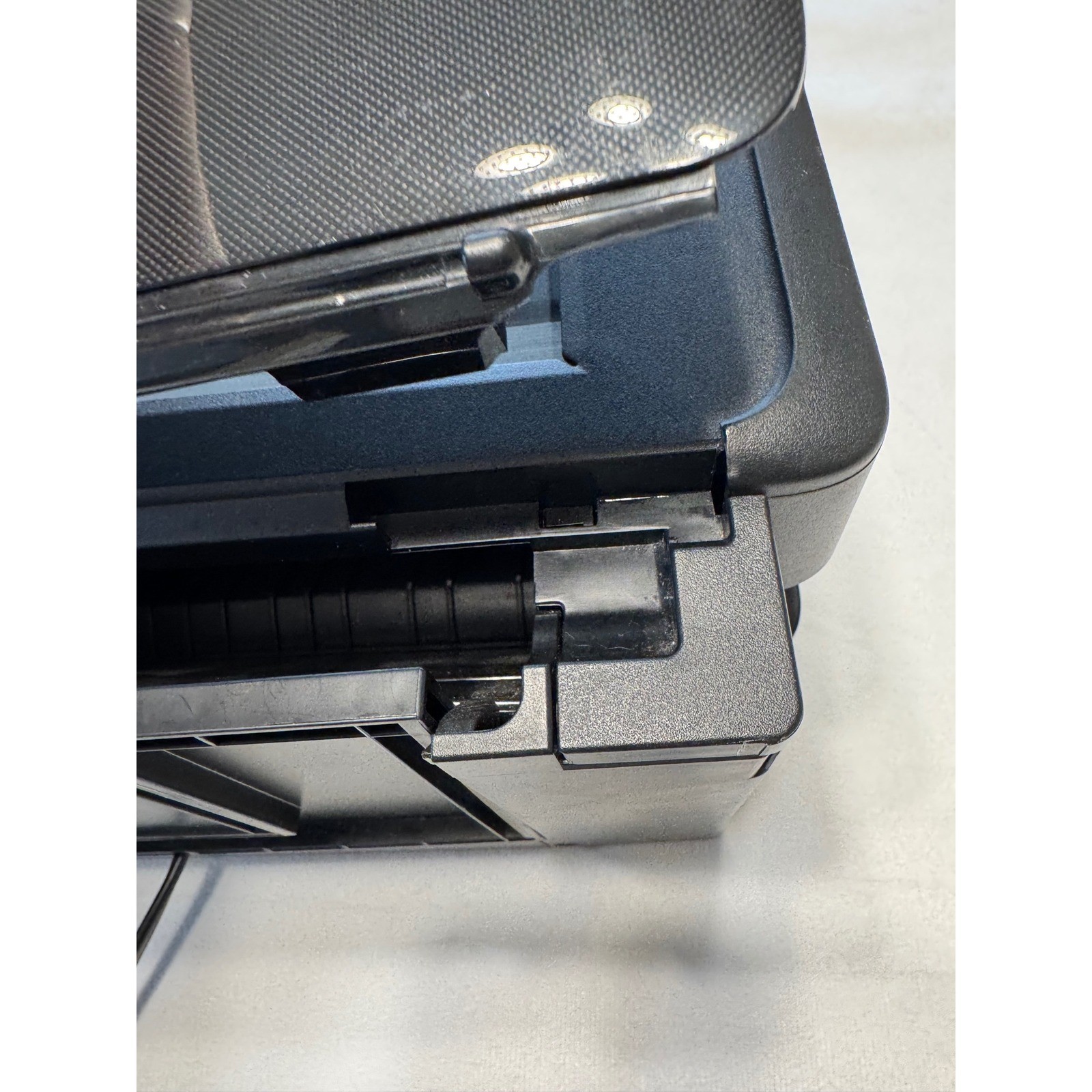 Epson ET-2550 Expression EcoTank Wireless Color All-in-One Printer with Scanner