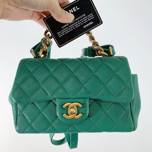 Chanel Classic Flap Mini Green Leather Gold HW Shoulder Bag Preowned Authentic