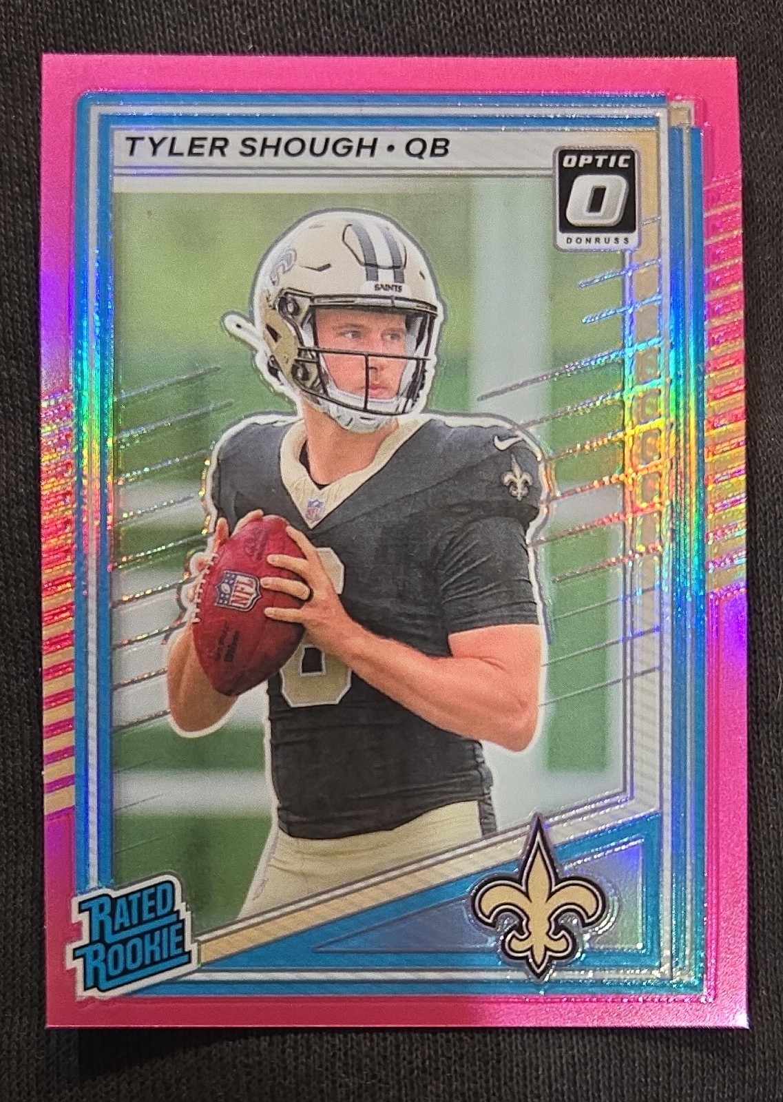 2025 Panini Donruss - Rated Rookie Tyler Shough #304 Optic Preview Pink Prizm...