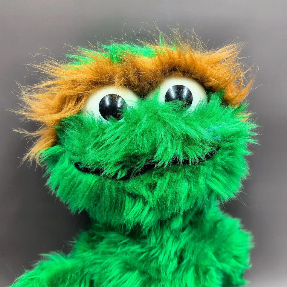Vintage Knickerbocker Oscar Grouch Stuffed Animal Sesame Street 16 inch - Image 2 of 4