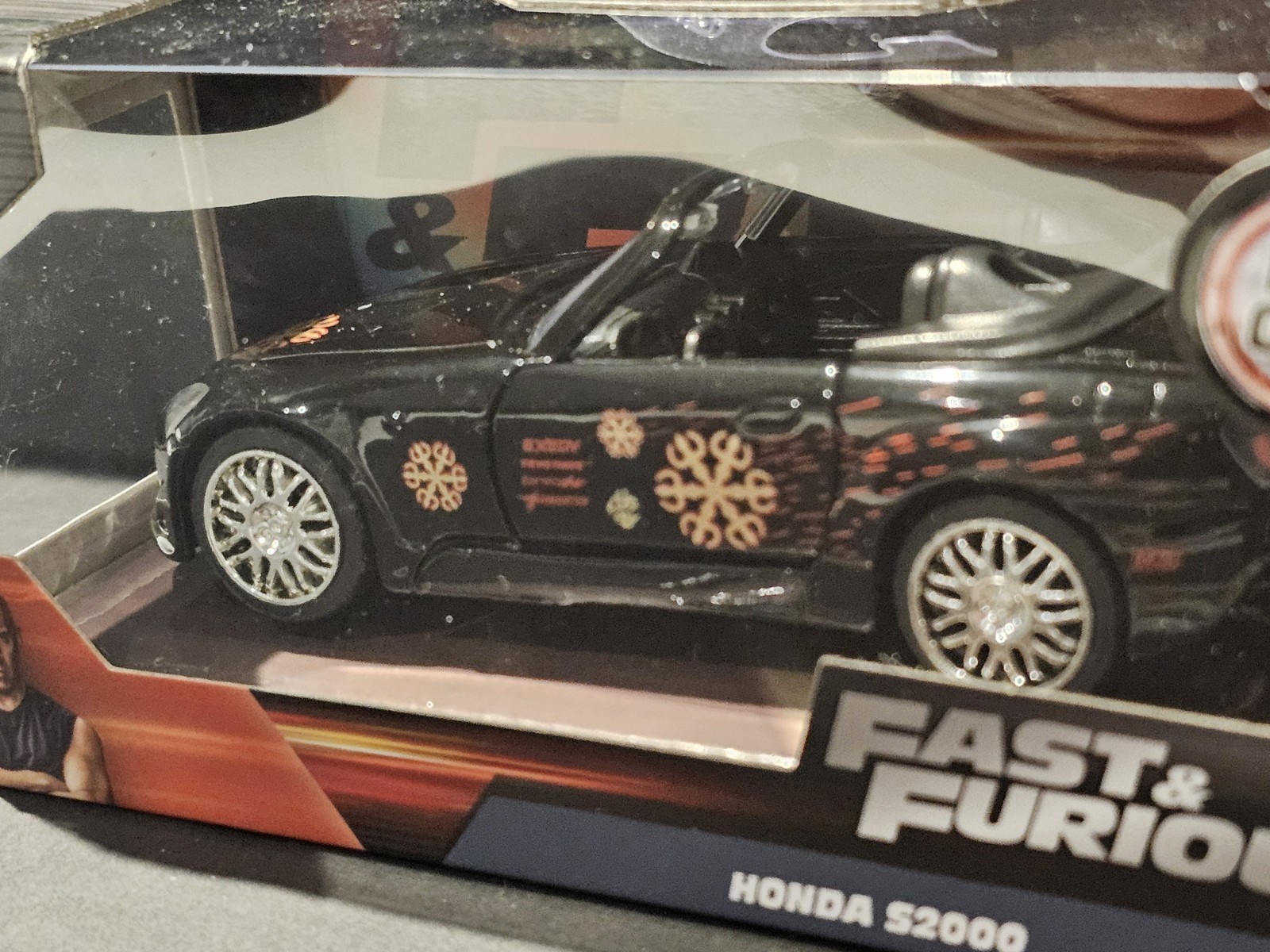 Picture 3 of 5