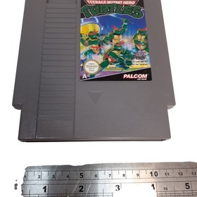 Teenage Mutant Hero Turtles NES Video Game Cartridge PAL Retro Entertainment