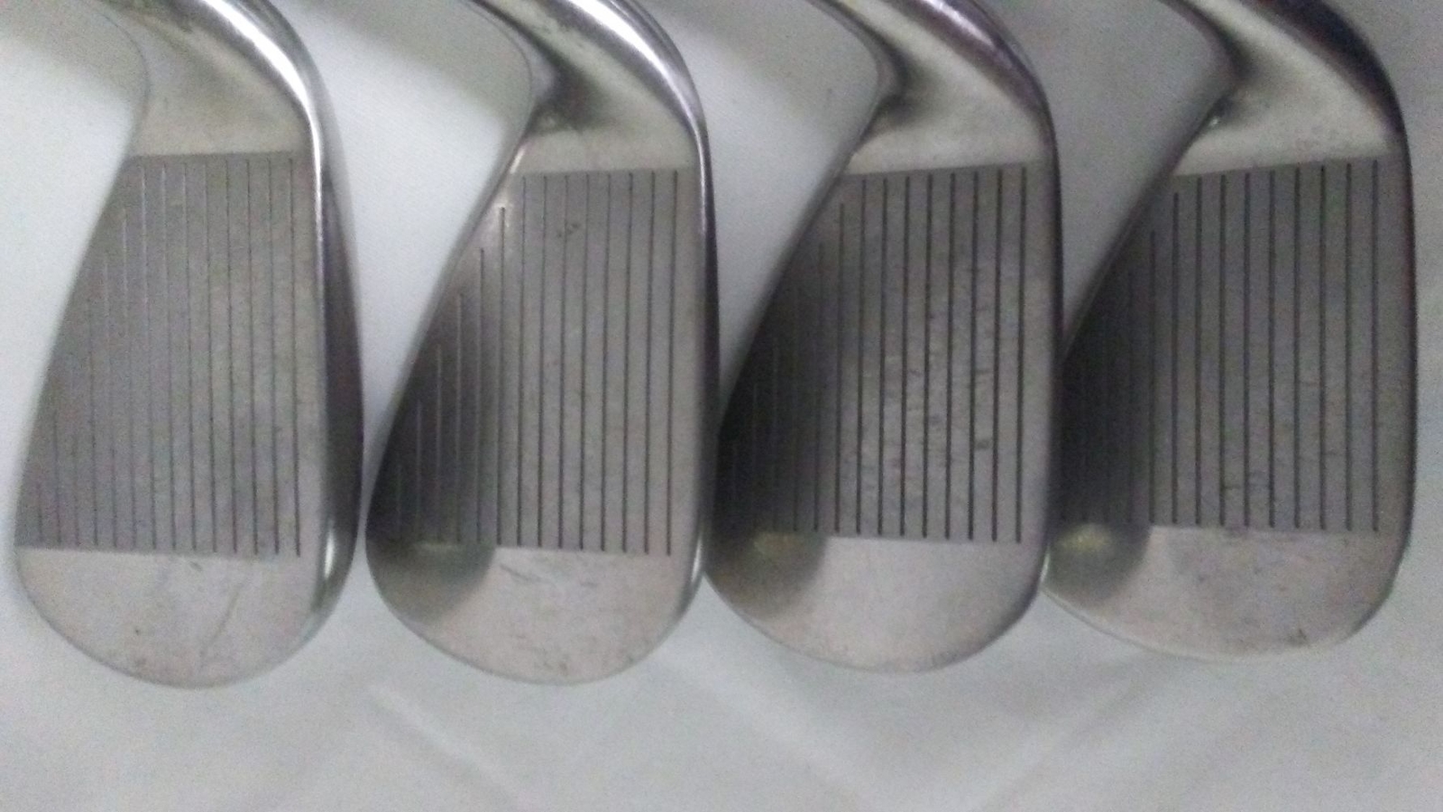 Titleist AP1 718 Irons Set 4PW+AW (AMT Red, Regular, +1" Long) Golf