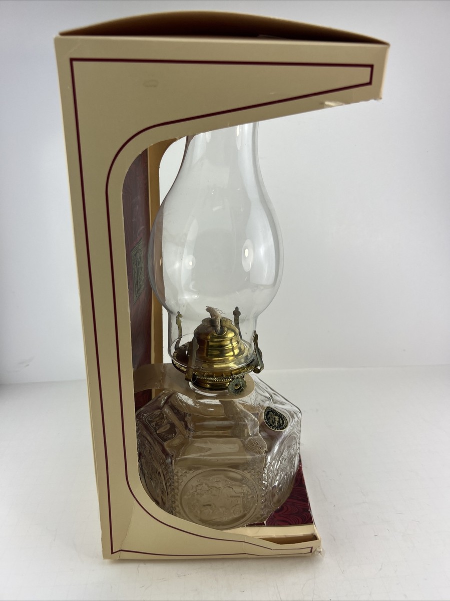Vintage Tradition Oil Lamp By Lamplight Farms USA New In