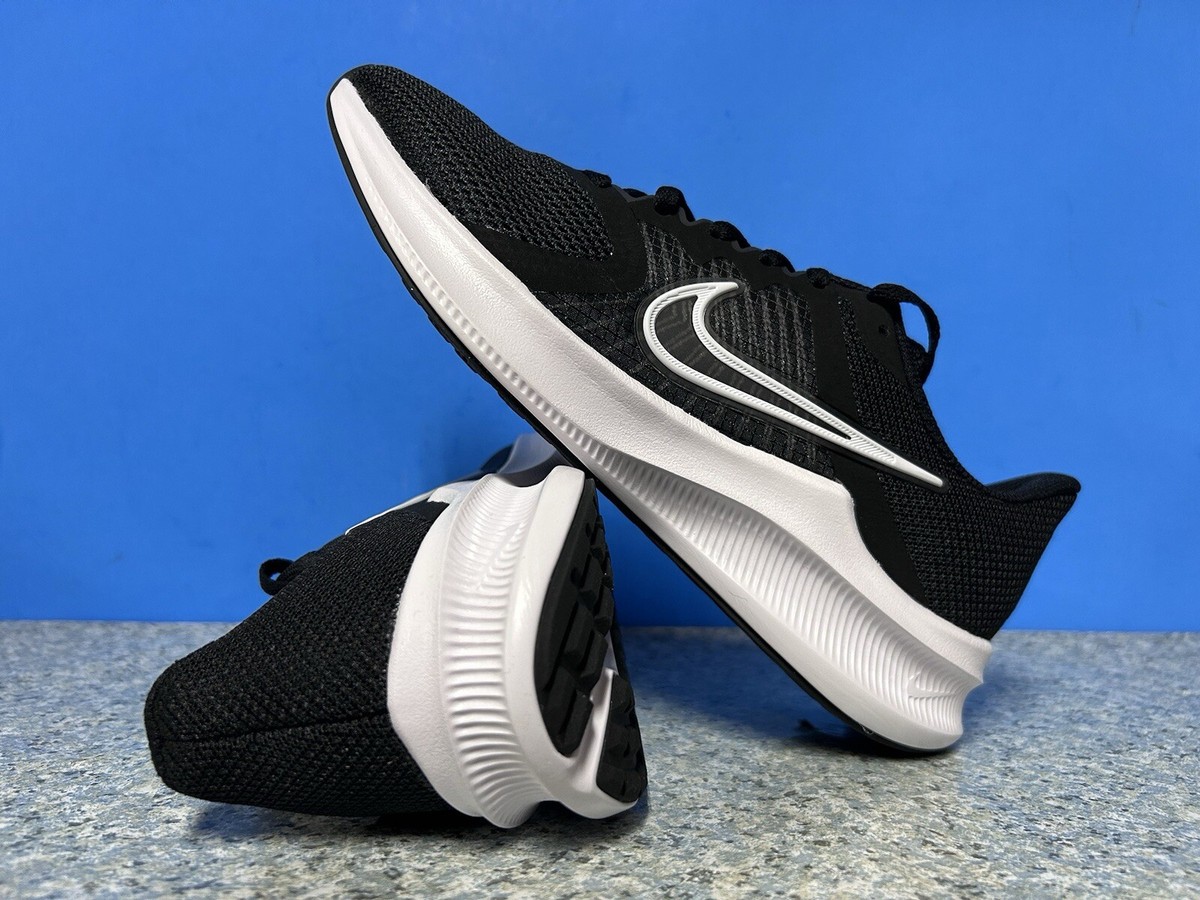 NIKE Downshifter 11 CW3413-006 Black Running Shoes Sneakers Sz 7.5