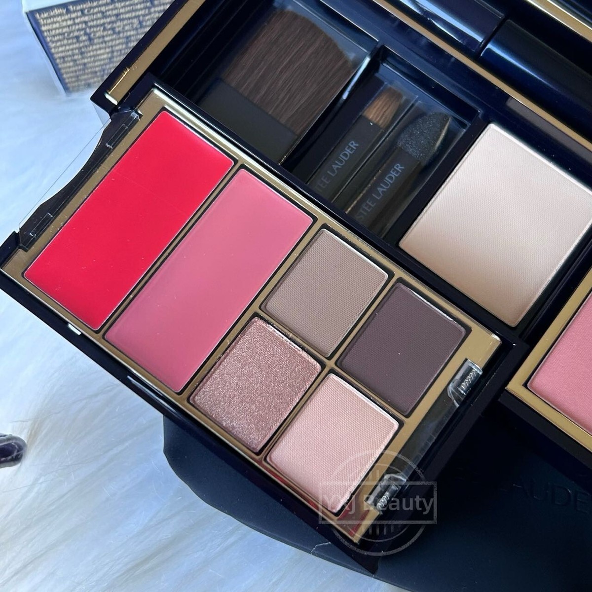 NIB Estee Lauder Travel Exclusive Makeup Set (Lipstick+Eyeshadow+