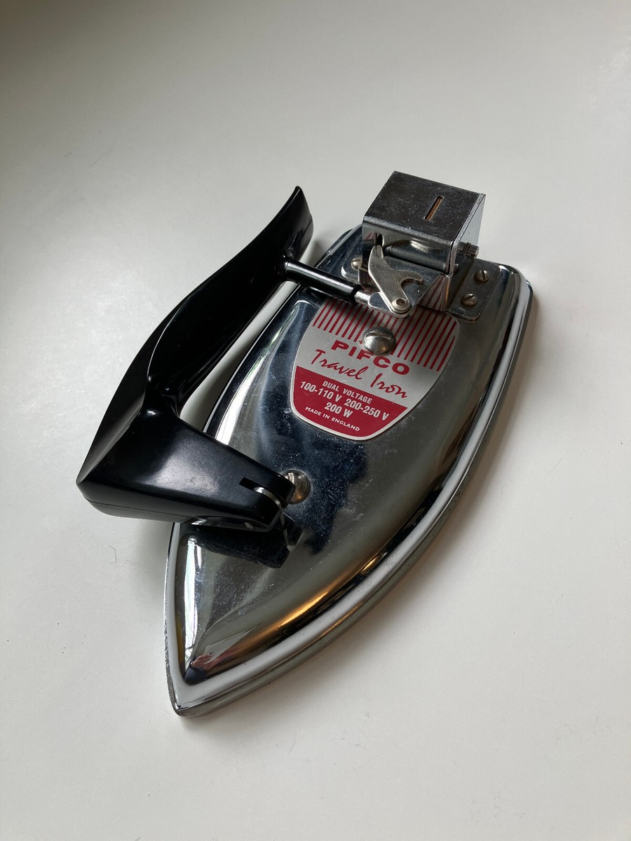 Ancien fer de voyage Pifco double tension 100-240V et étui