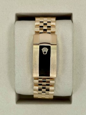 NEW 2026 Rolex Sky-Dweller 42mm 336938 Yellow Gold Jubilee Green