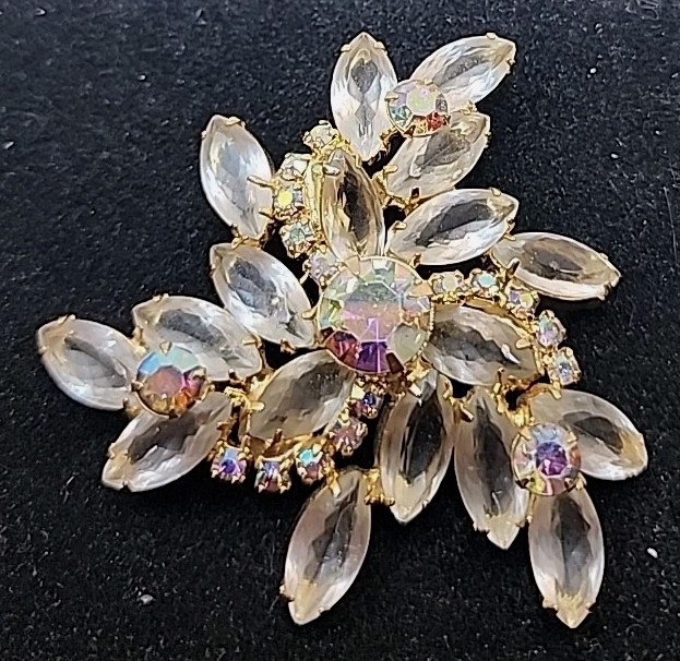 Vintage D&E Juliana Clear & AB Rhinestone Gold Tone Brooch 2.5
