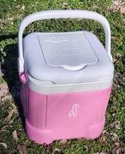Igloo Ice Cube Breast Cancer Awareness Pink Ribbon 14 Can Cooler Made In USA