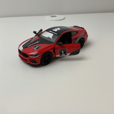 BMW M8 Competition Coupe Germany Sportwagen Modell Diecast Maßstab 1:38 Kinsmart