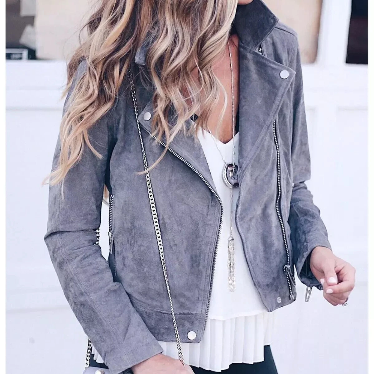 ⭐︎新品未使用⭐︎おすすめスエードレザージャケット| BLANKNYC BLANK NYC Grey Suede Leather Moto Jacket Zip Asymmetrical Cropped