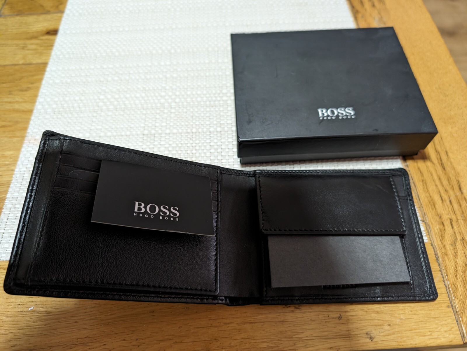 HUGO BOSS Arezzo Wallet for Men Black (50128297) 4047401842583 eBay