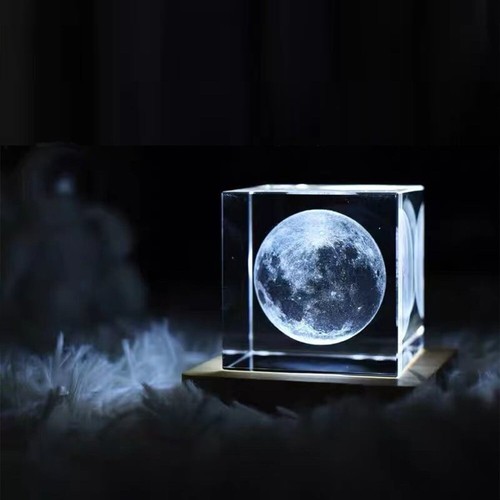 3D Moon Laser Etched Crystal Glass Cube LED Night Light Room Decor Creative Gift - Bild 5 von 7