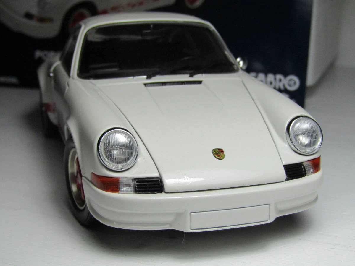 EBBRO 1/24 PORSCHE 911 CARRERA RS-