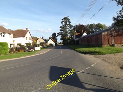 Foto 12x8 B1063 Clare Road, Chilton Street an der Kreuzung mit Clare Roa c2014