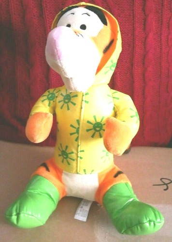 DISNEY's TIGGER IN A YELLOW RAINCOAT & BOOTS 12inch Soft Cuddly Toy plush - Picture 3 of 8