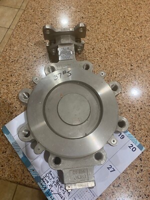 Keystone K-lok Stainless Steel 5 1/2'' Buterfly Valve
