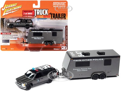 ミニカー Jonny Lightning 1/64 1997 Chevy Tahoe s-l400.jpg