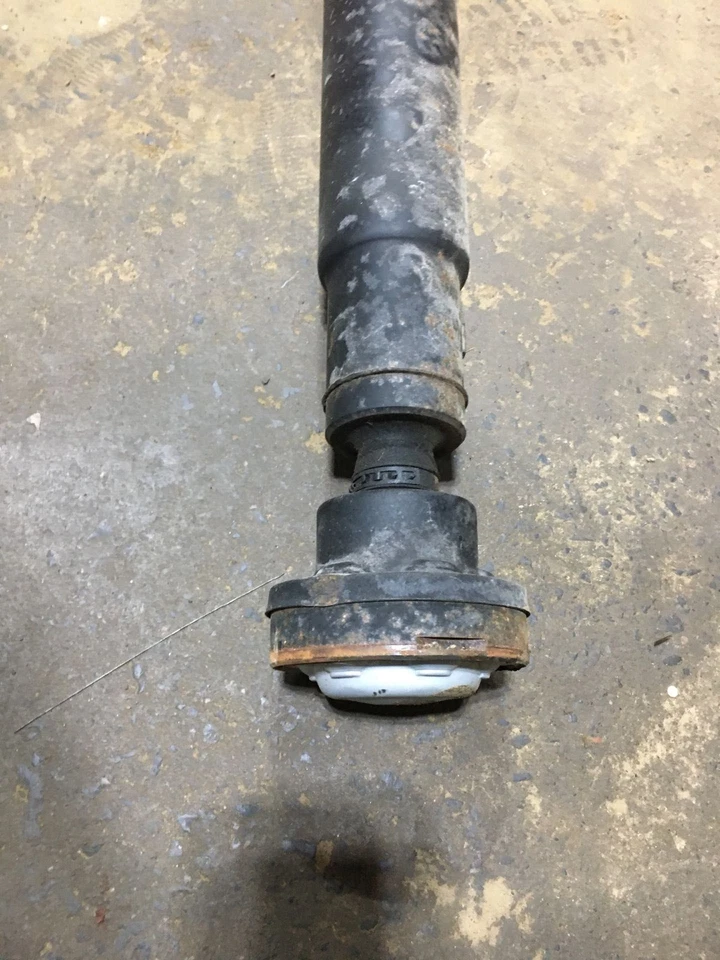 08 BMW 750I Rear Drive Shaft Li (lwb)4.8lauto Off And Ready Foto 2 de 4