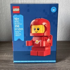 Lego Up-Scaled Baby Astronaut 40767