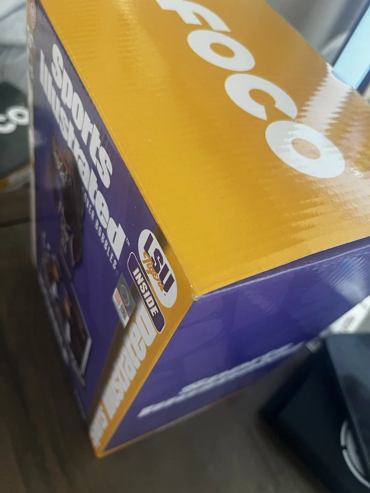 Shaquille O'Neal LSU Tigers Sports Illustrated  FOCO Bobblehead  SN 58/100 Rare - Image 3 of 3