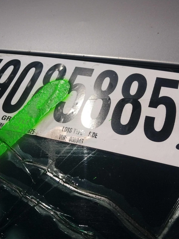 2013 Toyota Corolla Right Fog Light Assembly - Silver - Used - 150K Miles Foto 4 de 4