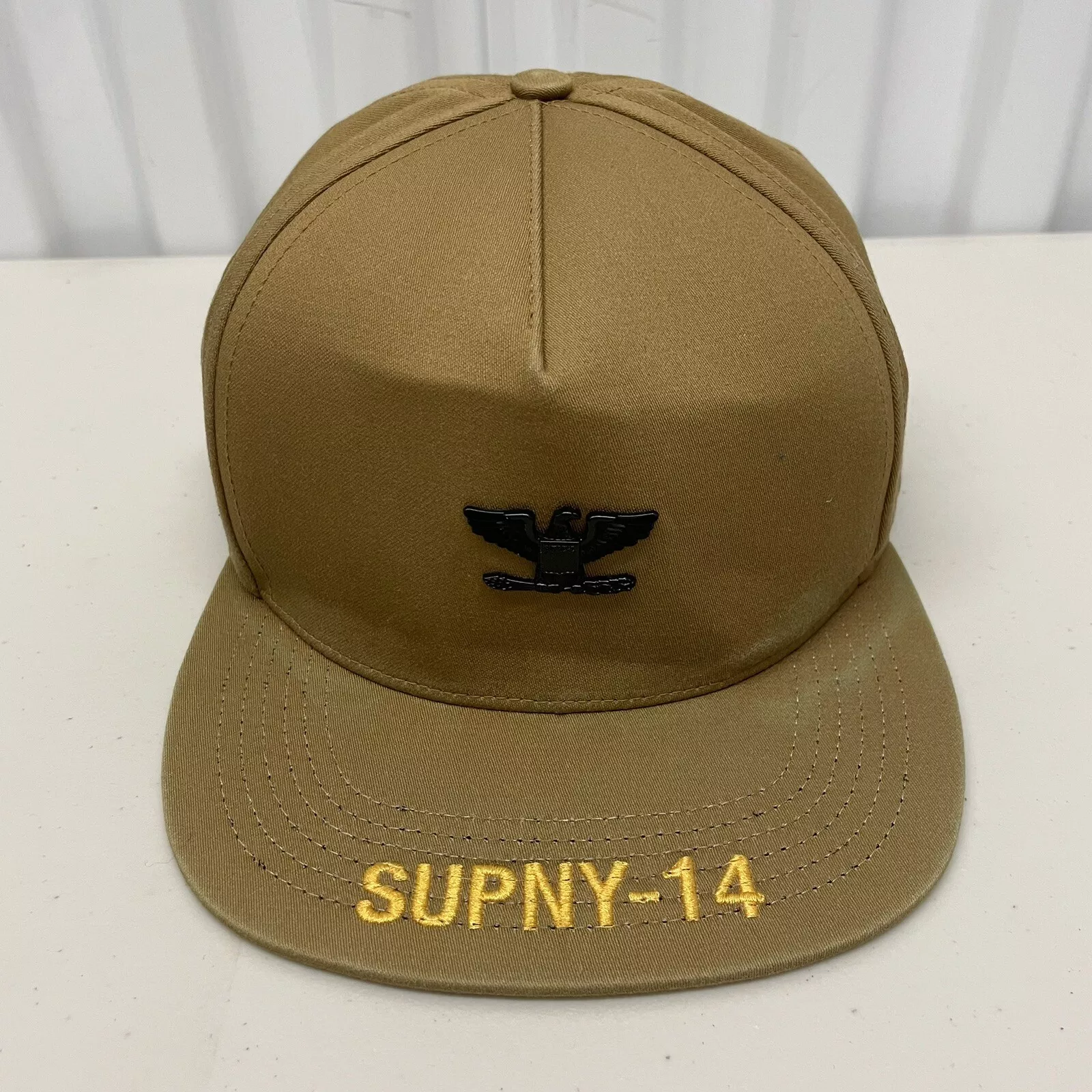 Chapeau insigne 5 panneaux Supreme New York SnapBack 2014 TARFU SUPNY marron