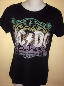 AC-DC-BLACK-ICE-2009-LADIES-FITTED-LARGE-T-SHIRT-CLASSIC-ROCK
