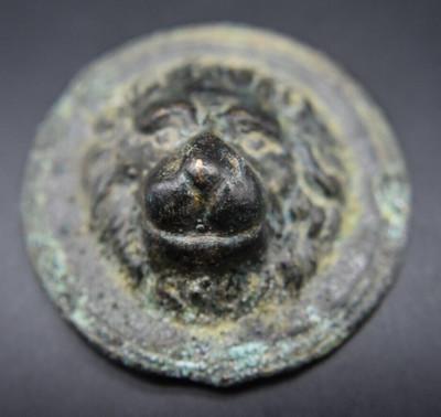 Römische Bronze Löwenkopf Applikation / Boss 1.-2. Jh. n. Chr.