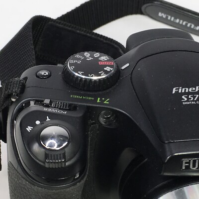 デジタルカメラ FUJIFILM FinePix S5700 DIGTAL CAMERA s-l400.jpg