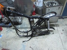 1971 TRIUMPH T25 T25T FRAME CHASSIS FENDER SWINGARM SIDE STAND BE05534
