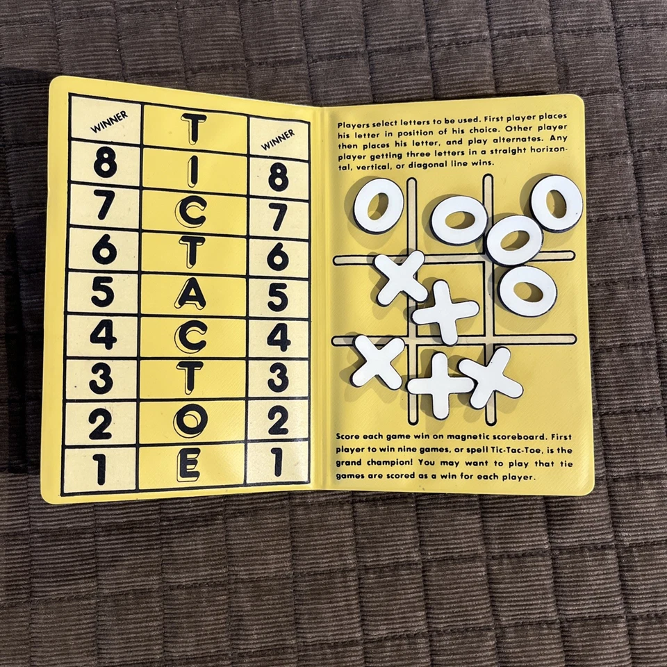 Vintage magnetic Tic Tac Toe game - Image 3 of 4