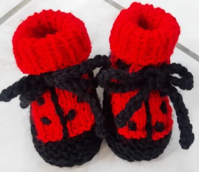 Babyschuhe Erstlingsschuhe Marienkäfer gestrickt  Größe wählen - Bild 1 von 2