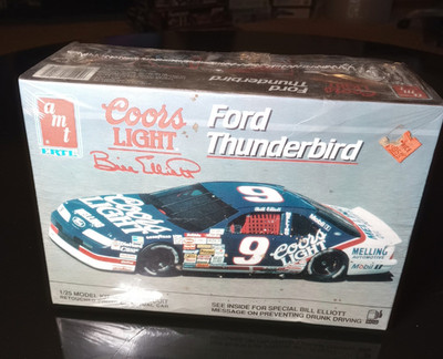 AMT Ertl Coors Light Ford Thunderbird Bill Elliott 1/25 Scale Model Kit SEALED
