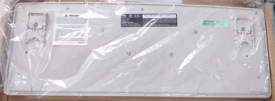 *RARE*VINTAGE BTC MODEL 5123W WINDOWS PS2 KEYBOARD FCC ID: E5XKBP104M10 RM0-KBRK - Image 4 of 4