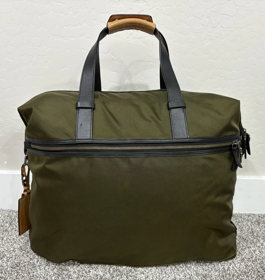 TUMI Alpha Bravo ‘Kessler’ Olive Green Nylon Large Duffle Bag - 223530LMH - Image 2 of 4