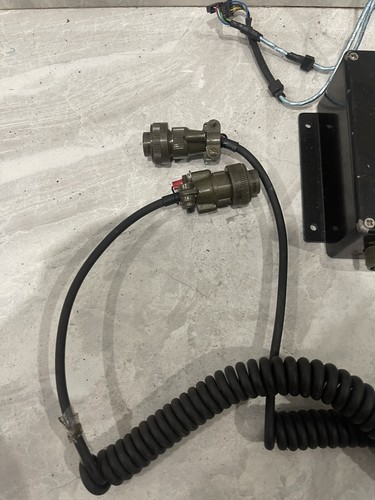 Simoco SRM9000 AC VHF 136-174MHz Mobile Radio - Picture 4 of 6