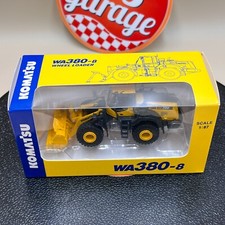 ろ*く様 KOMATSUのおもちゃ Komatsu Yellow 1:87 Scale Contemporary Manufacture Diecast